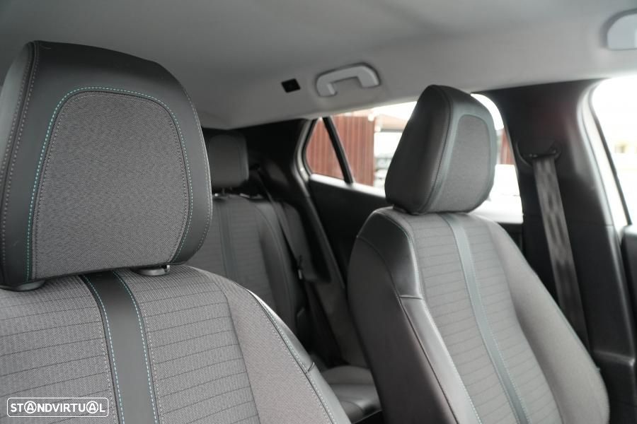 Peugeot 2008 1.2 PureTech Allure Pack EAT8 - 15