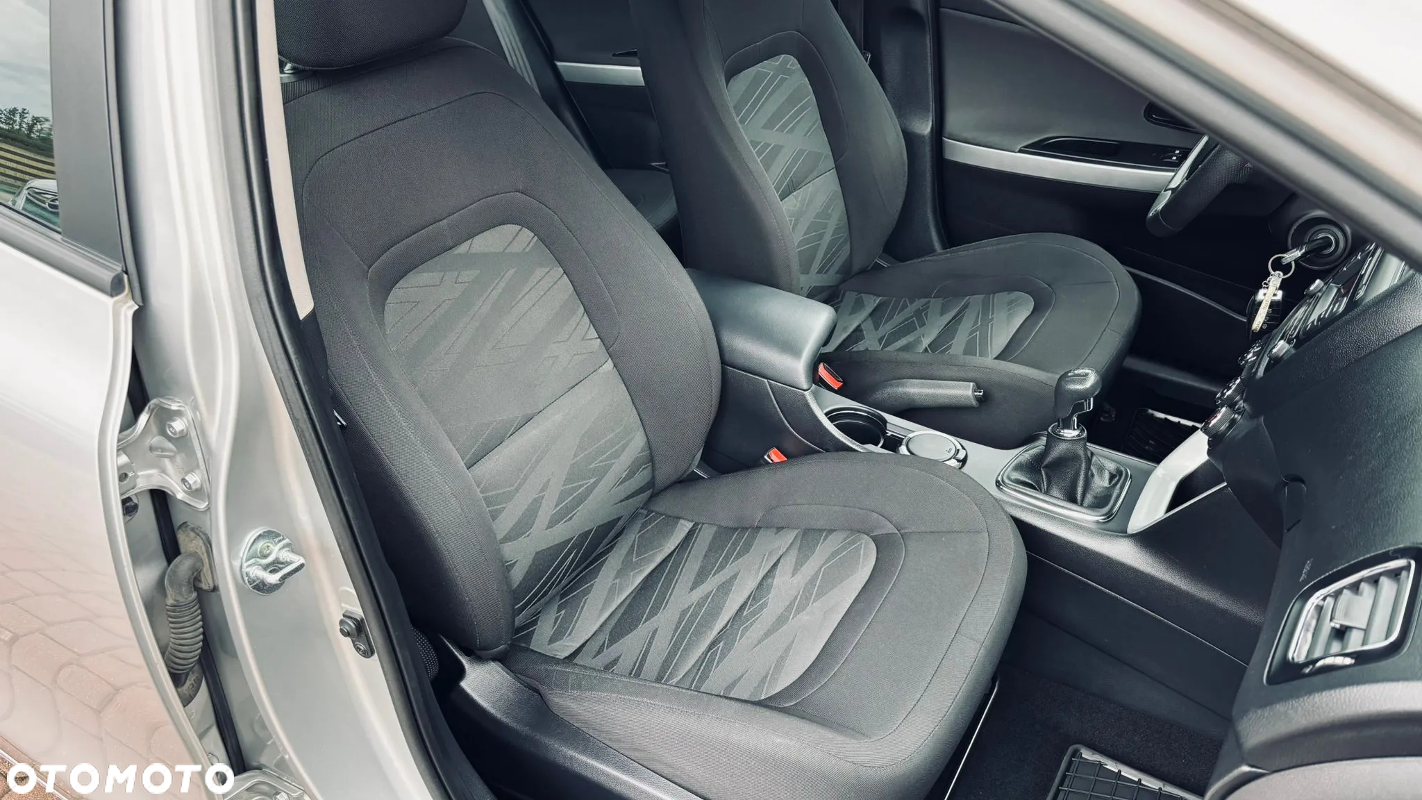 Kia Ceed - 21