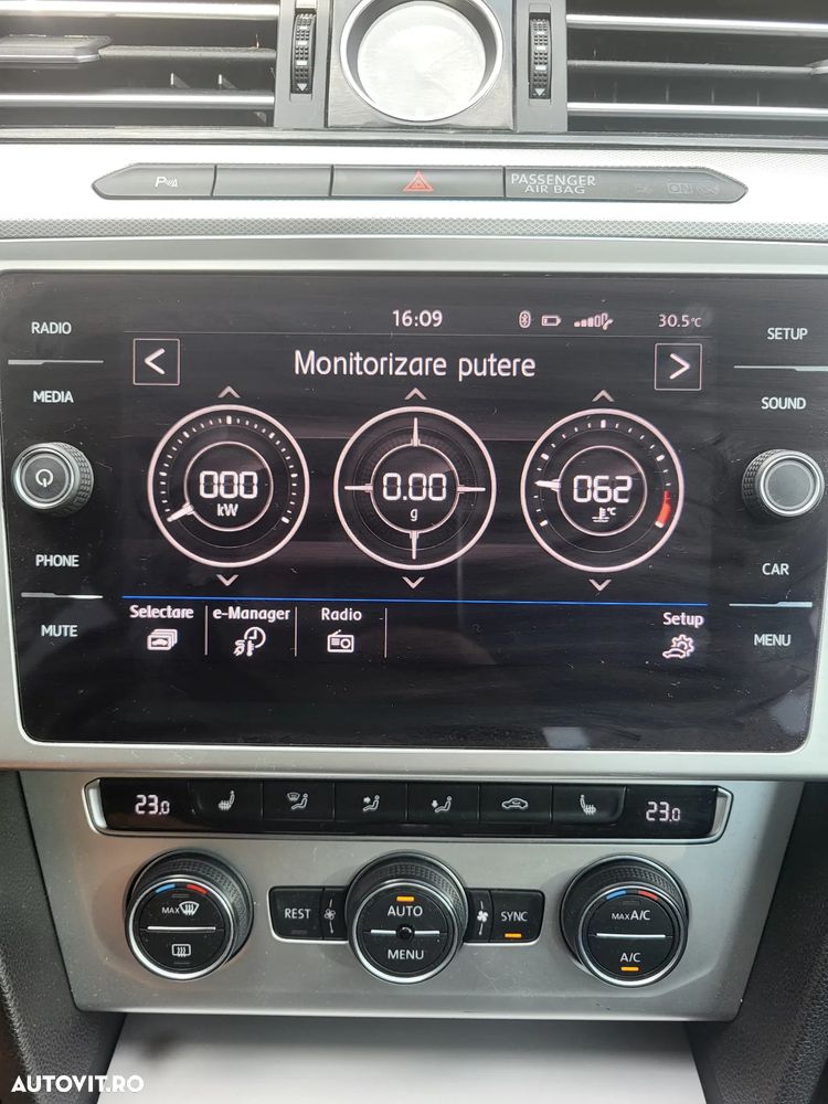 Volkswagen Passat 2.0 TDI DSG 4Motion Comfortline - 27
