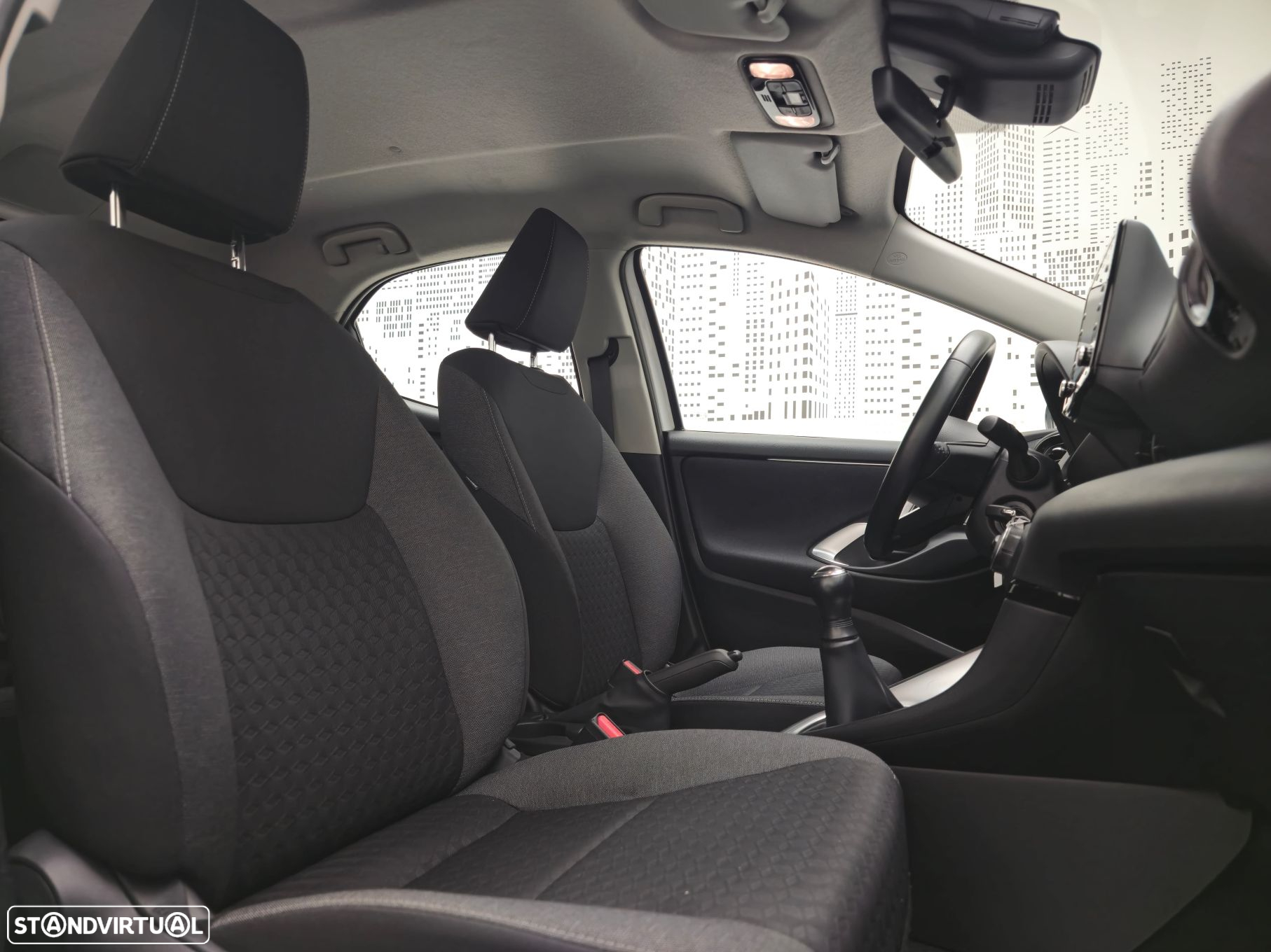 Toyota Yaris 1.0 VVT-i Comfort Plus - 6