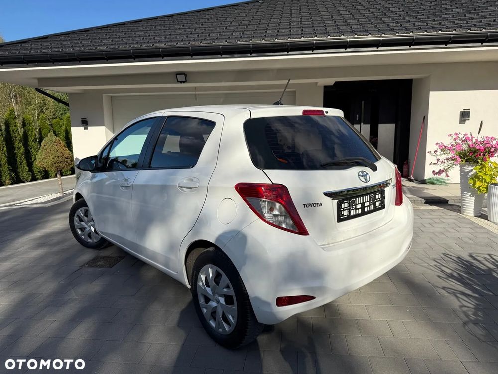 Toyota Yaris 1.0 VVT-i - 5