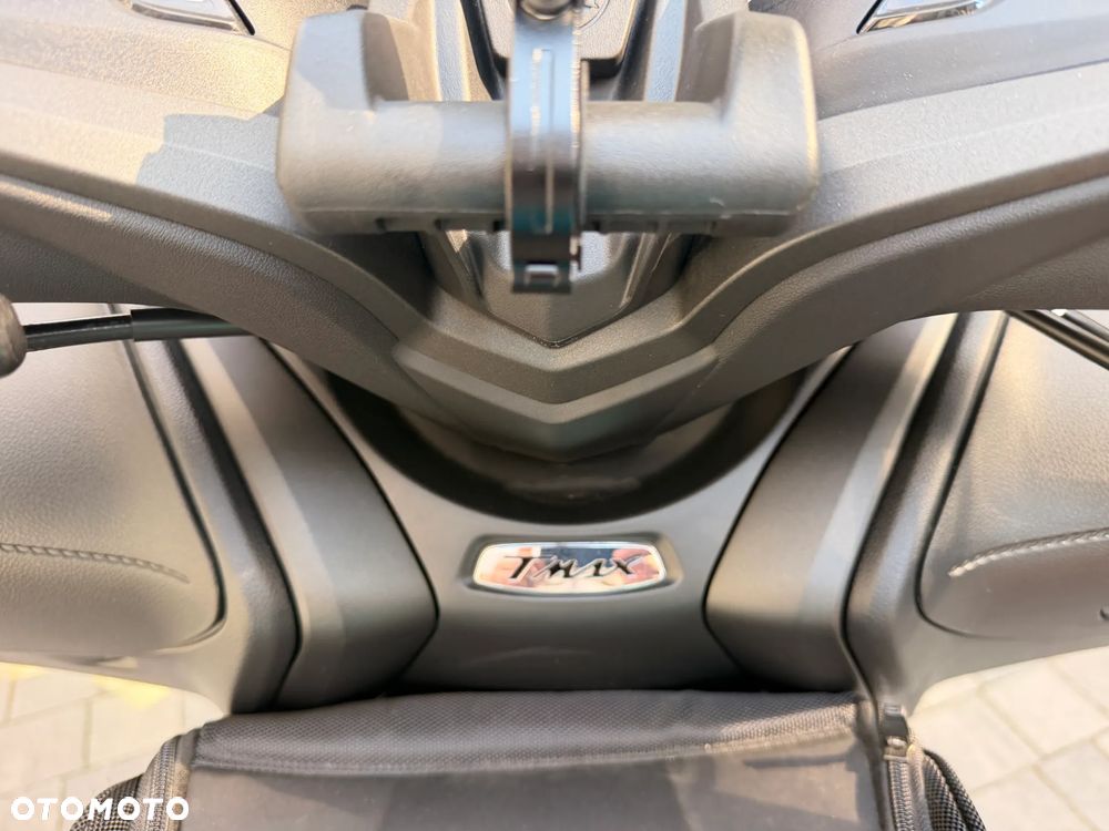 Yamaha Tmax - 19