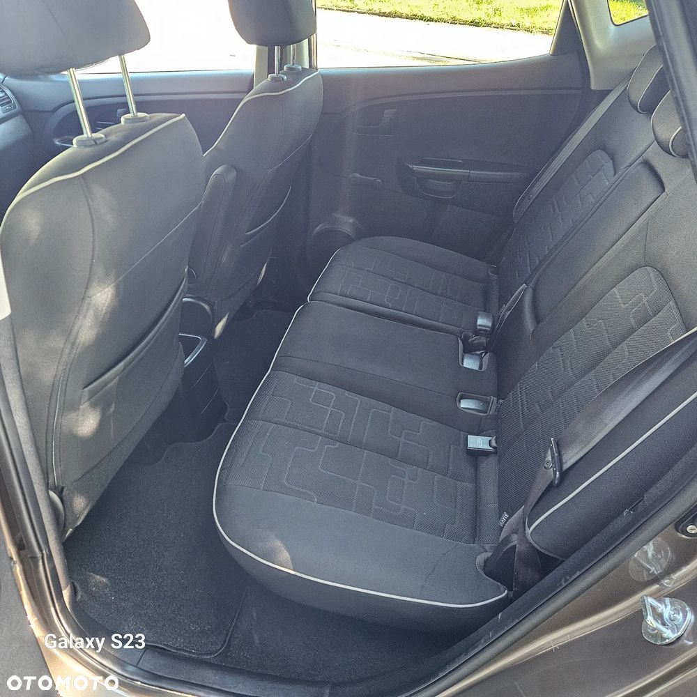 Kia Venga 1.4 CVVT Attract - 18