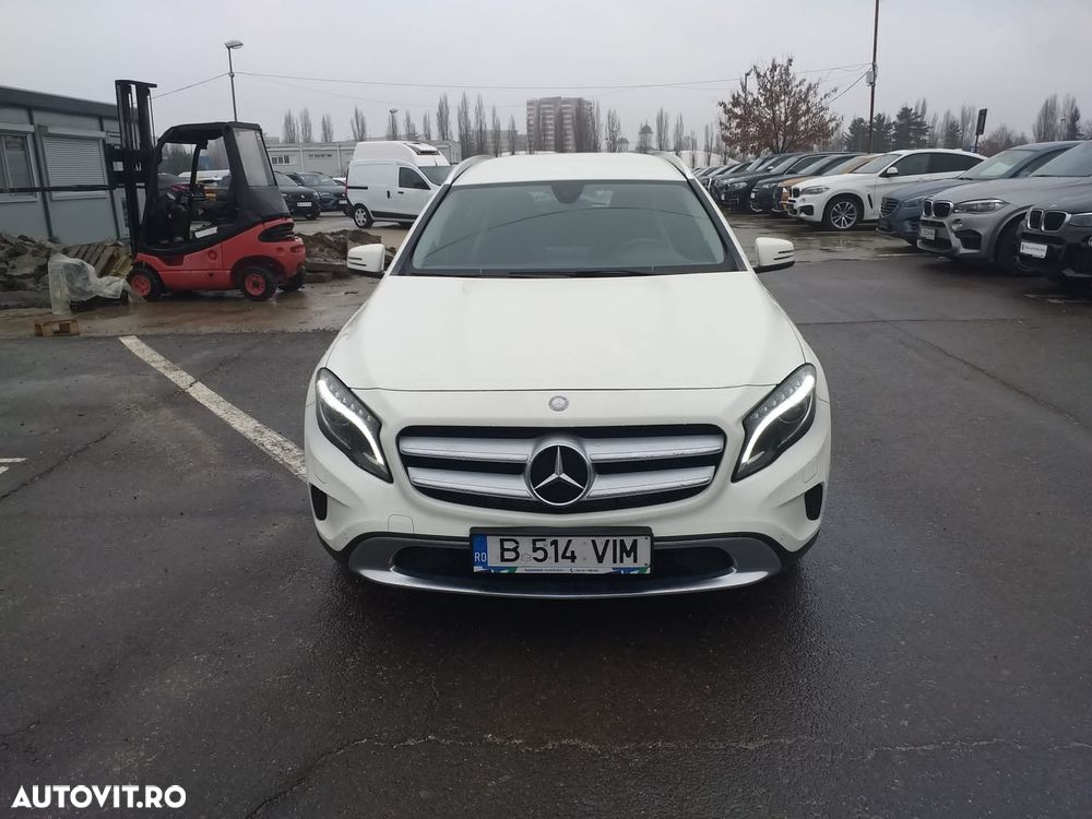 Mercedes-Benz GLA 220 d 4MATIC Aut. - 8