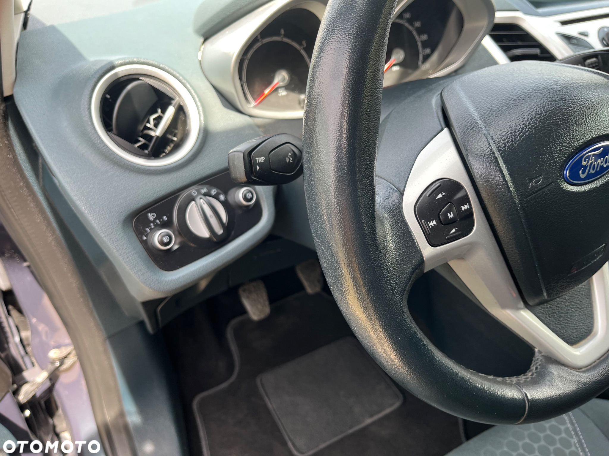 Ford Fiesta 1.4 Titanium X - 22