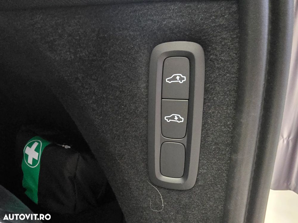 Volvo XC 90 - 27