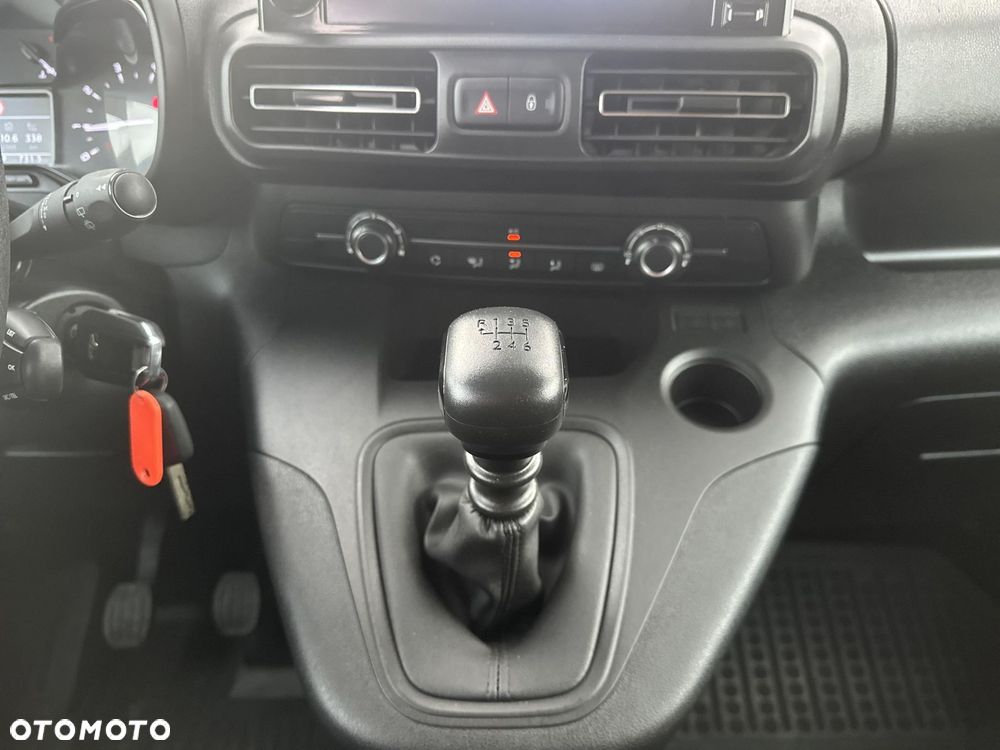 Toyota Proace City Verso 1.5 D-4D Business - 20