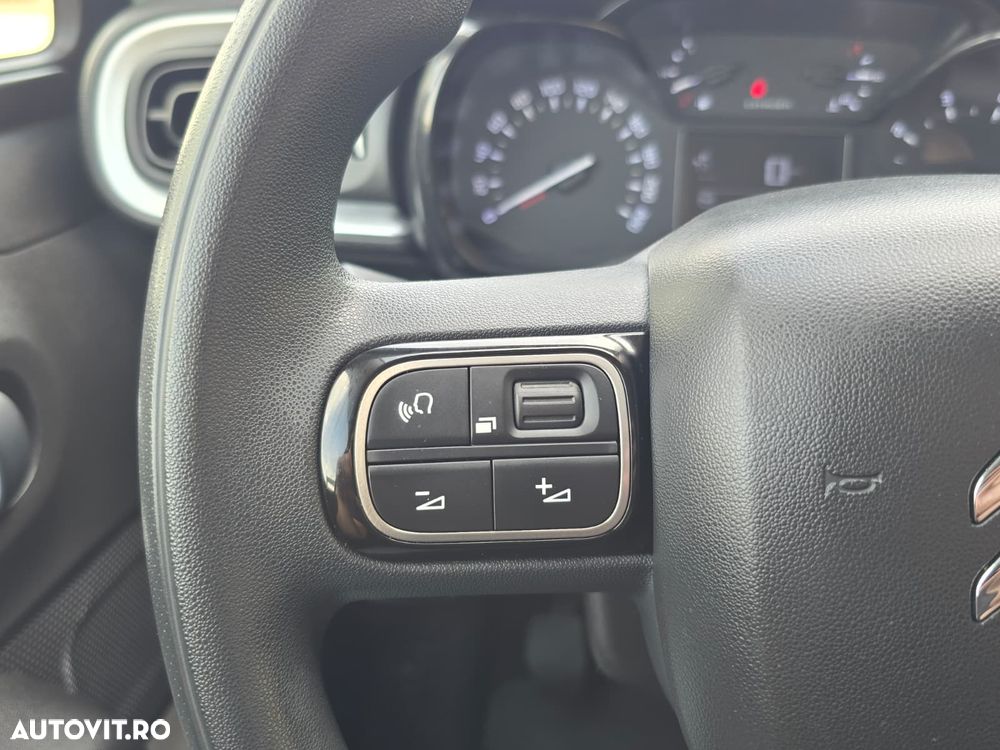 Citroën C3 1.2 PureTech BVM Live - 16