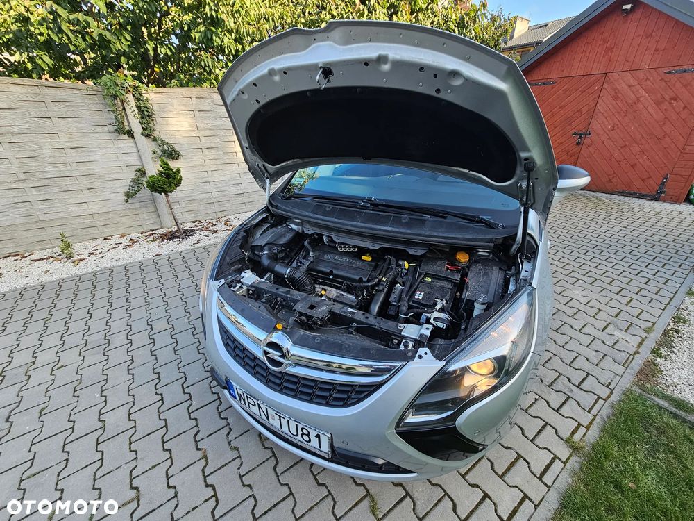 Opel Zafira - 13