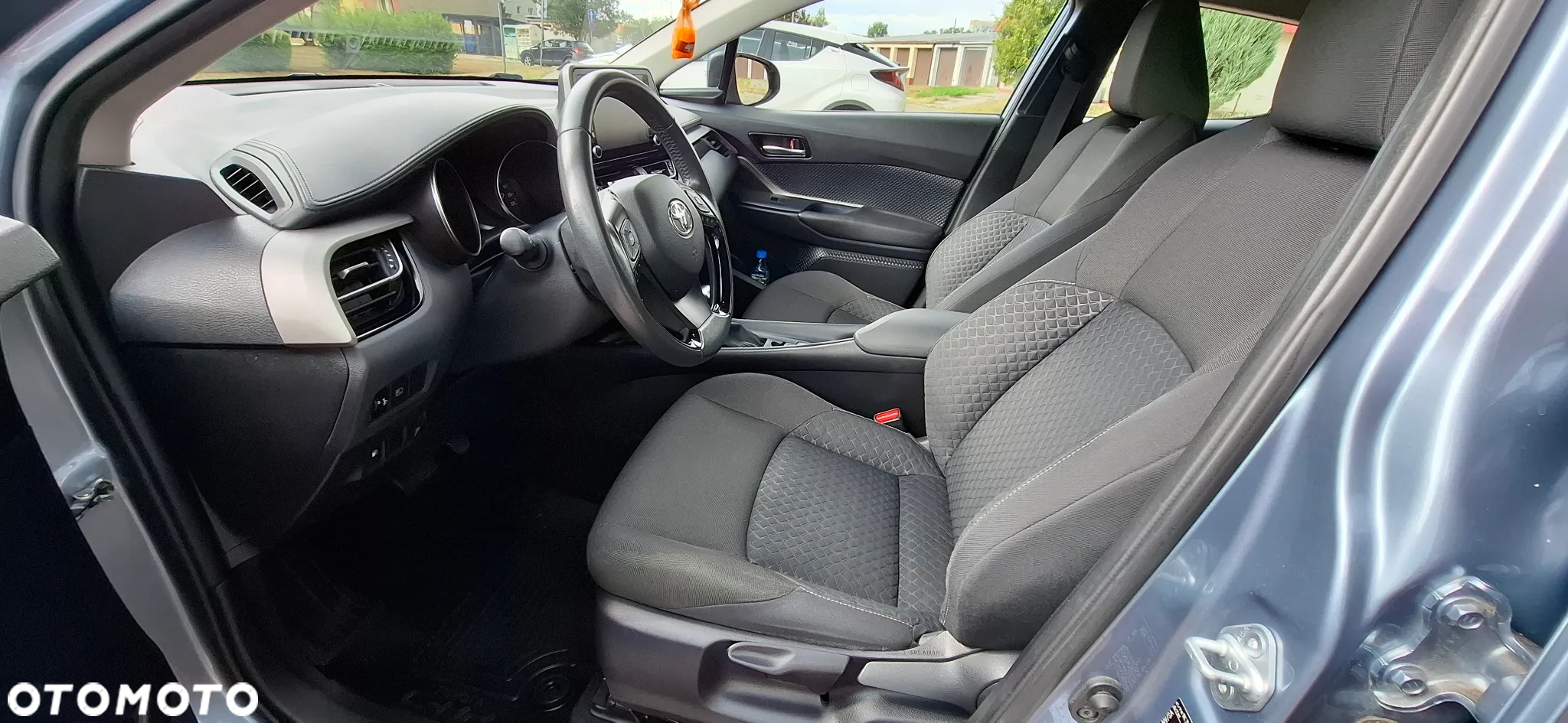 Toyota C-HR 1.8 Hybrid Comfort - 14