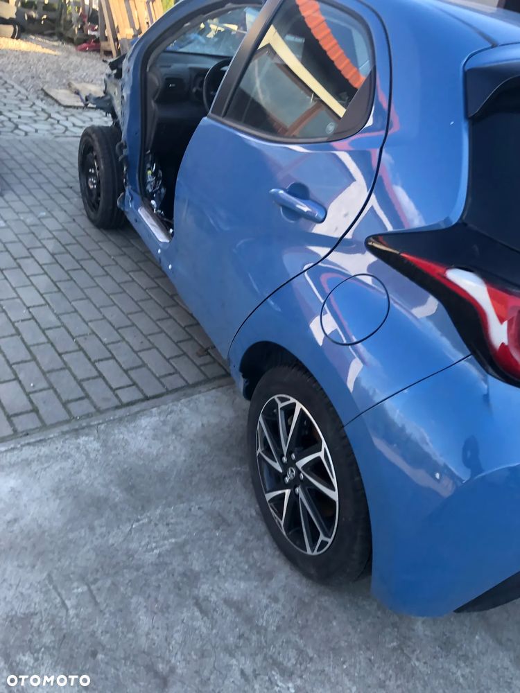 Toyota Yaris - 5