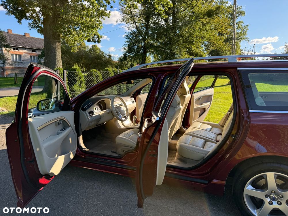 Volvo V70 2.0 Momentum - 21