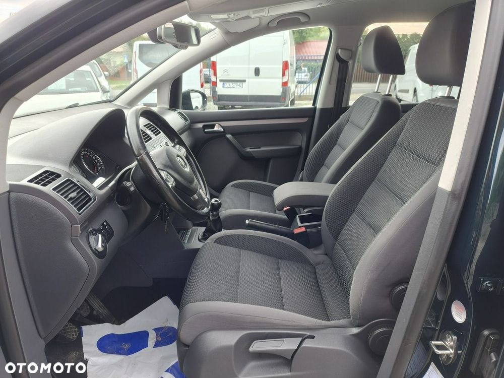 Volkswagen Touran - 7