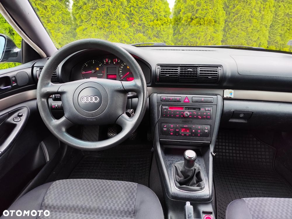 Audi A4 Avant 1.9 TDI - 4