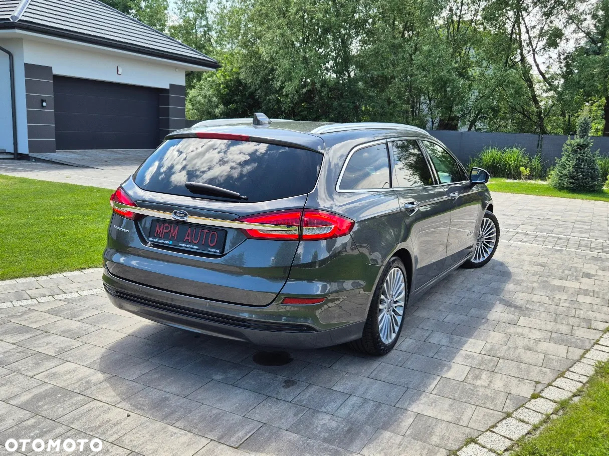 Ford Mondeo 2.0 Hybrid Titanium - 9