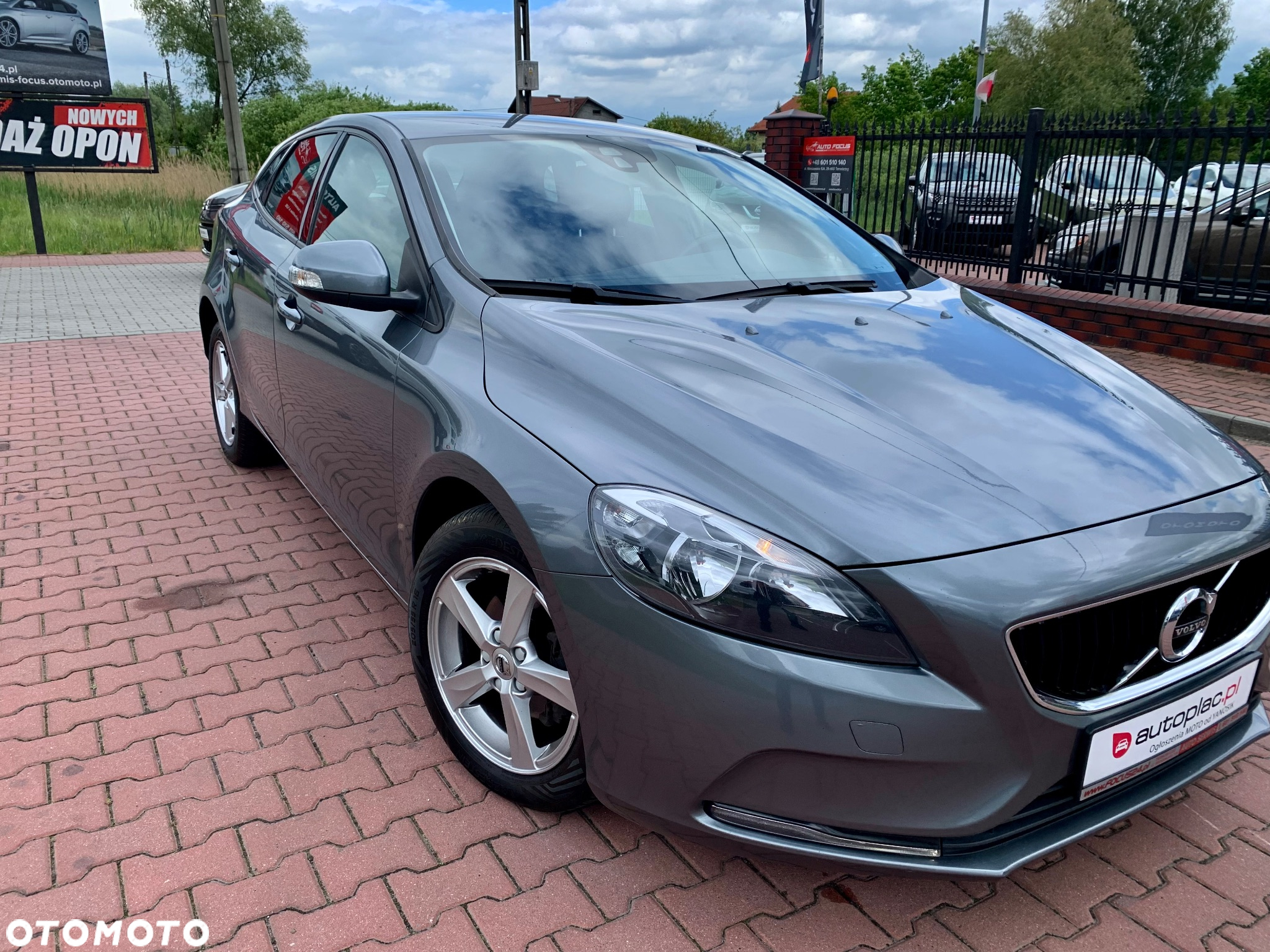 Volvo V40 D2 Drive-E Summum - 2
