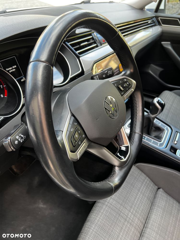 Volkswagen Passat 1.5 TSI EVO Comfortline - 21