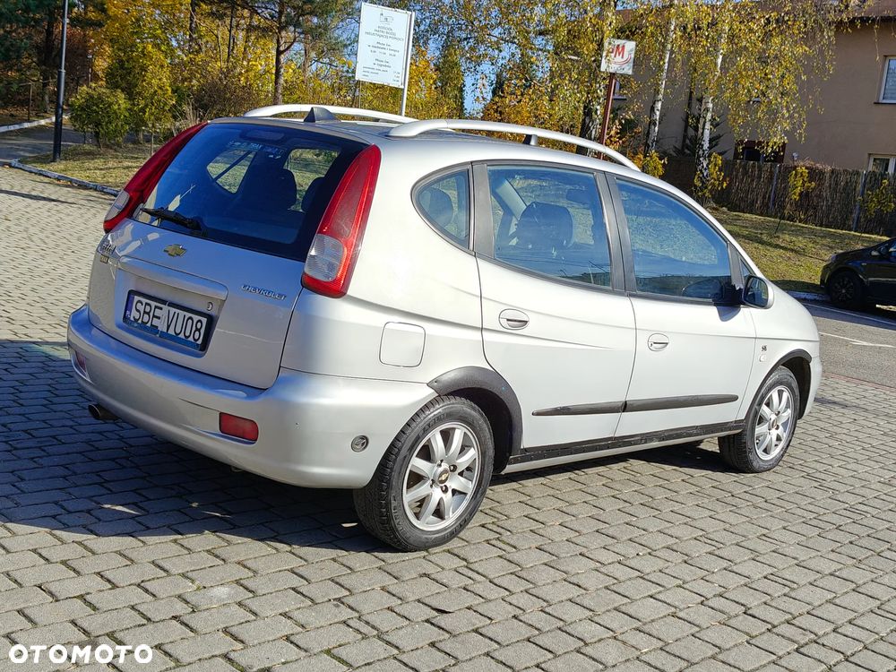 Chevrolet Rezzo 1.6 SE - 13