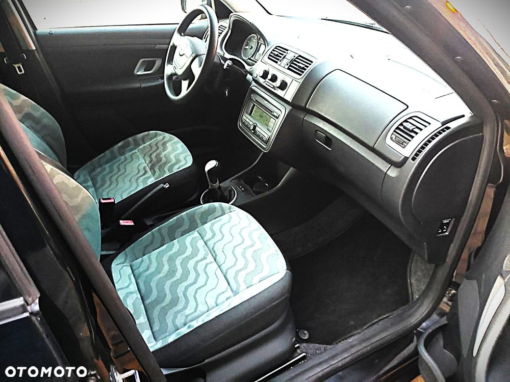 Skoda Fabia 1.2 HTP COOL EDITION - 11