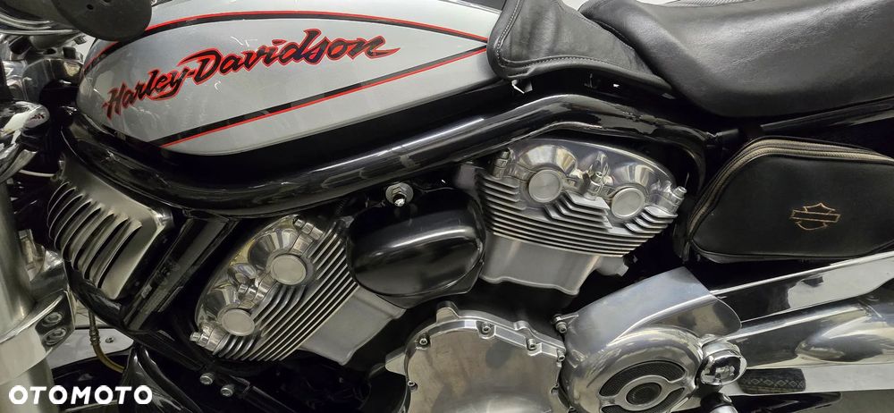 Harley-Davidson V-Rod Street Rod - 22