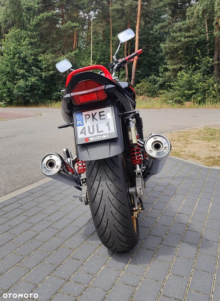 Suzuki GSX - 4
