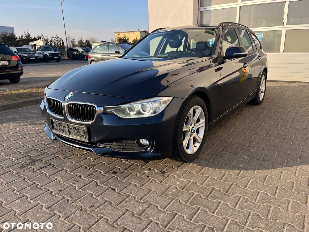 BMW Seria 3 318d Sport Line - 2