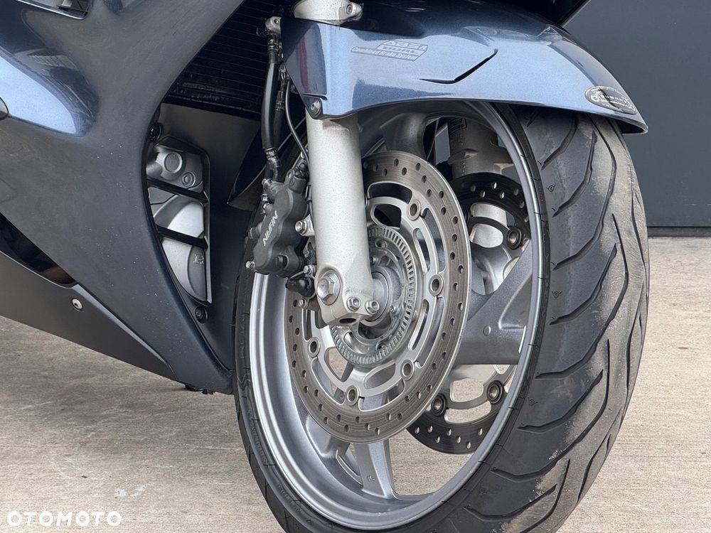 Honda ST - 4