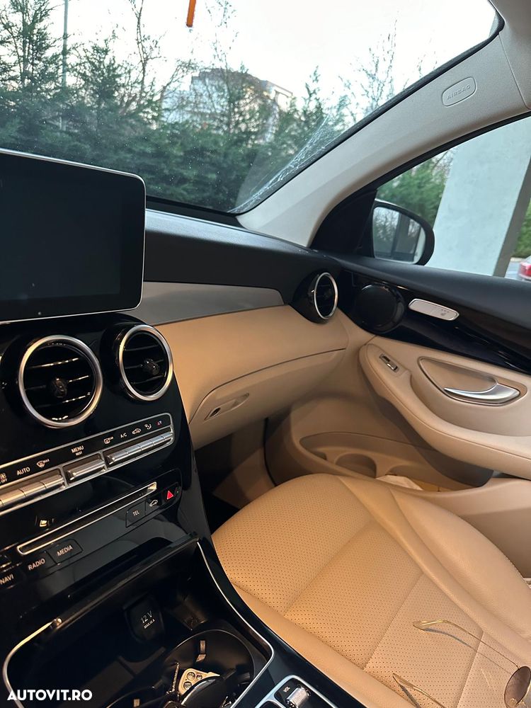Mercedes-Benz GLC Coupe 250 4MATIC - 9