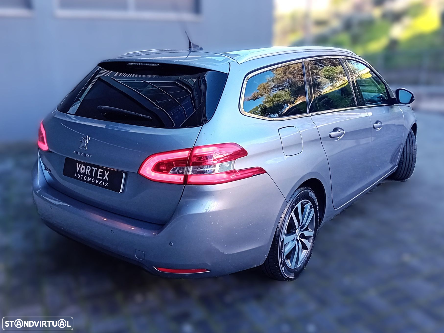 Peugeot 308 SW 1.2 PureTech Allure EAT6 - 8