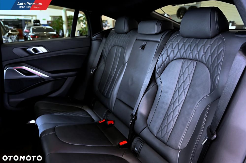 BMW X6 xDrive30d - 17