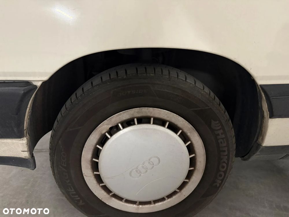 Audi 100 2.2 E - 16