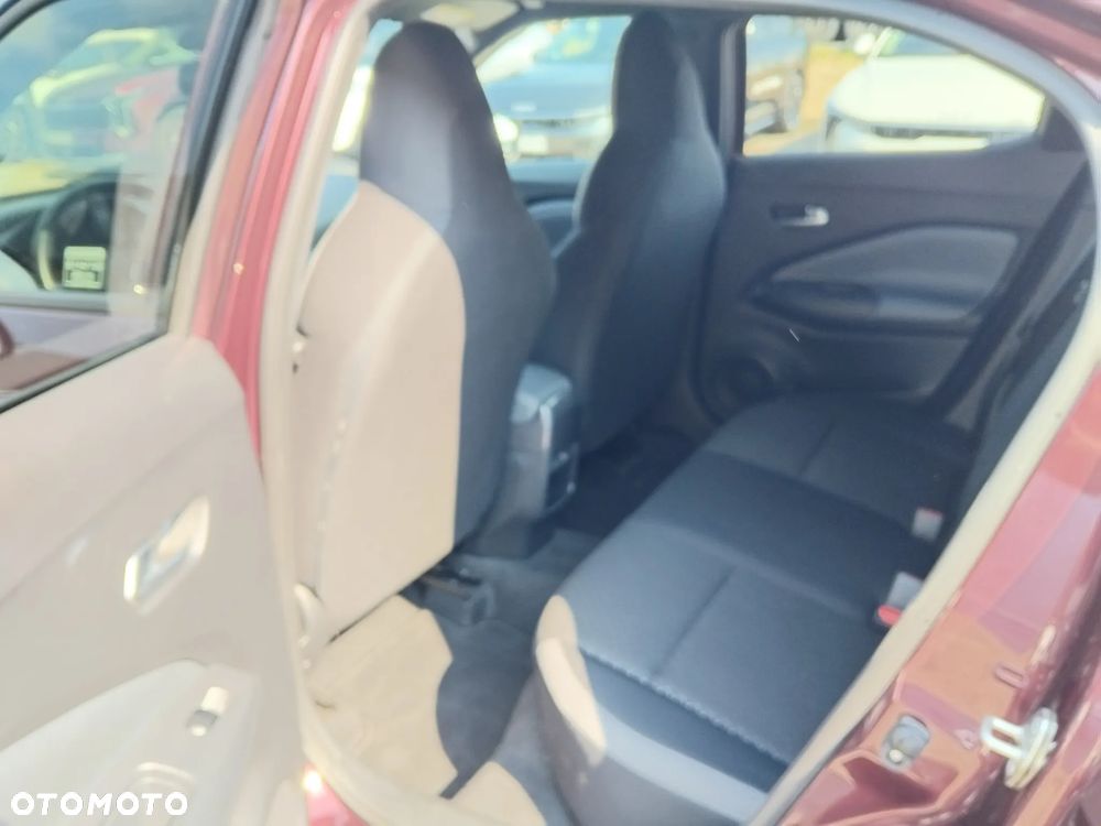 Nissan Juke 1.0 DIG-T Acenta DCT - 23