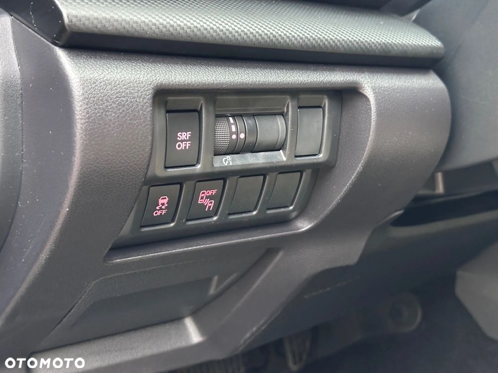 Subaru Impreza 2.0i Exclusive (EyeSight) Lineartronic - 20