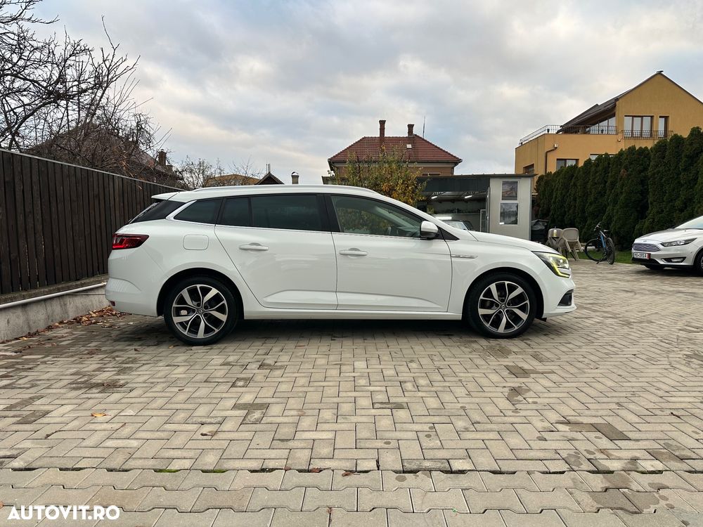 Renault Megane ENERGY dCi 130 BOSE EDITION - 12