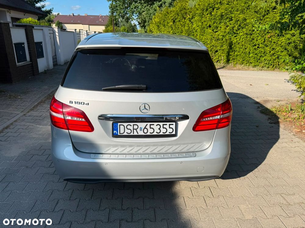 Mercedes-Benz Klasa B 180 (CDI) d 7G-DCT AMG Line - 7