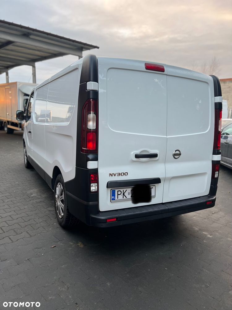 Nissan NV300 - 4