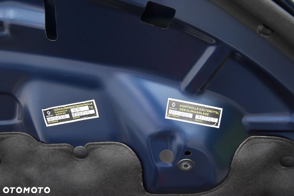 Renault Megane ENERGY TCe 160 EDC BOSE EDITION - 27