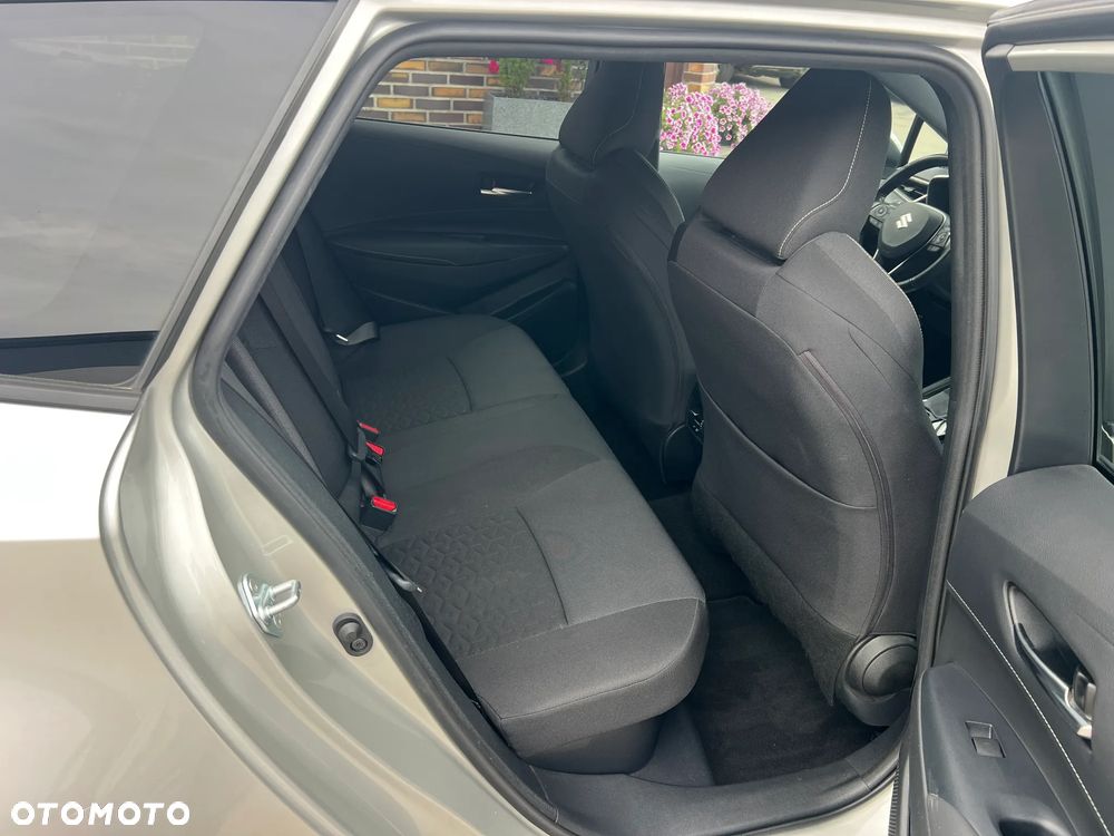 Suzuki Swace 1.8 Hybrid Premium Plus CVT - 16