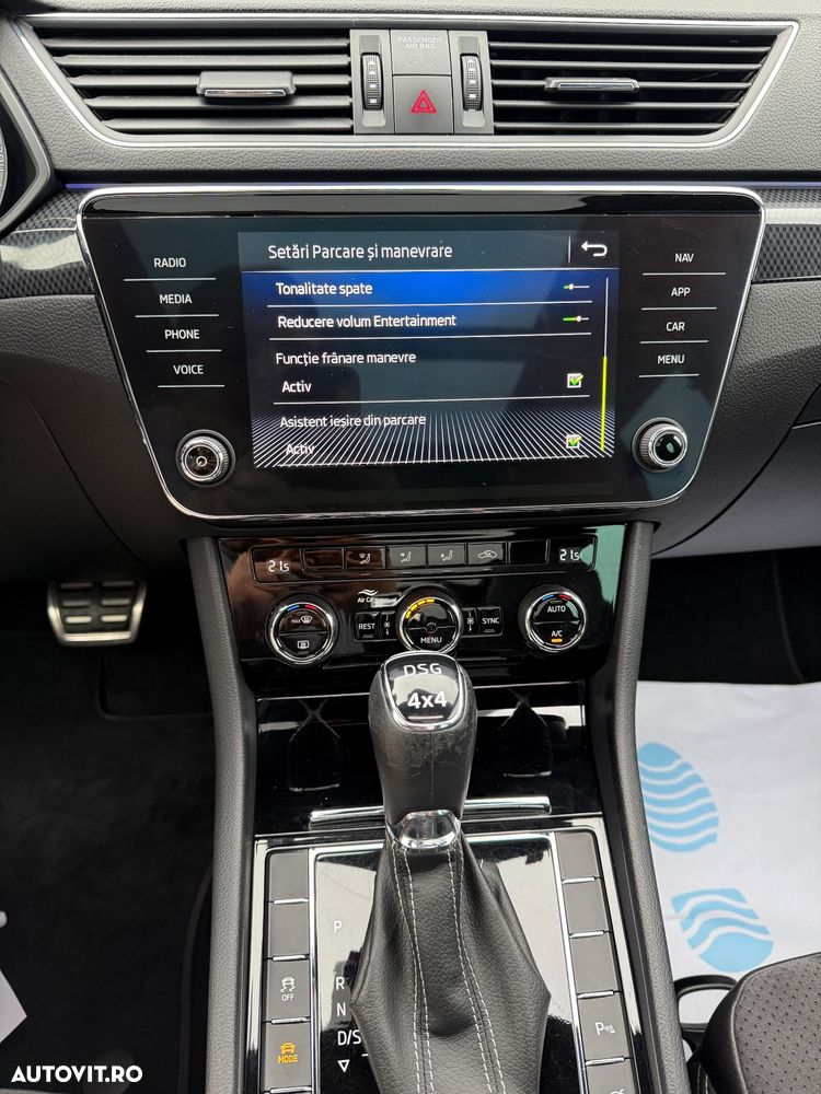 Skoda Superb 2.0 TDI 4X4 DSG Sportline - 41