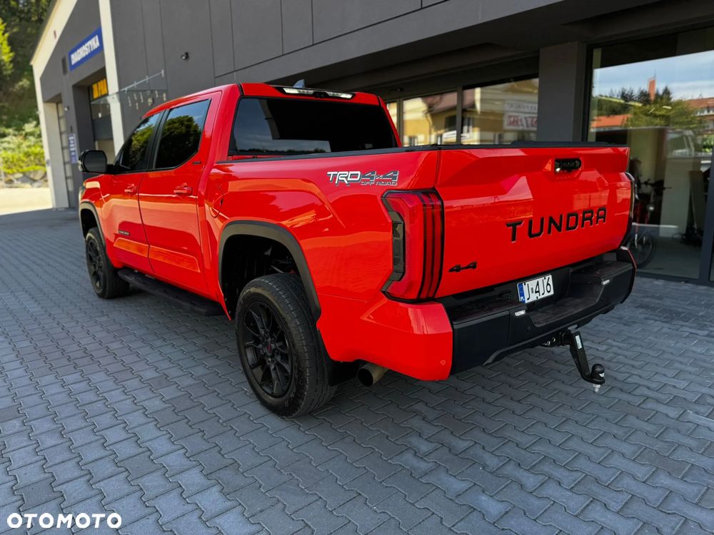 Toyota Tundra - 8