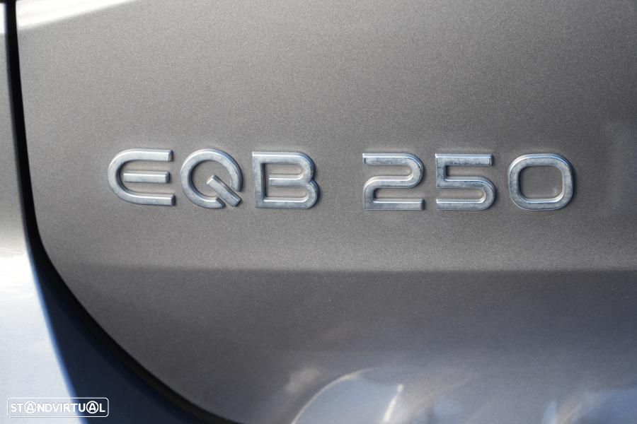 Mercedes-Benz EQB 250 Progressive - 8