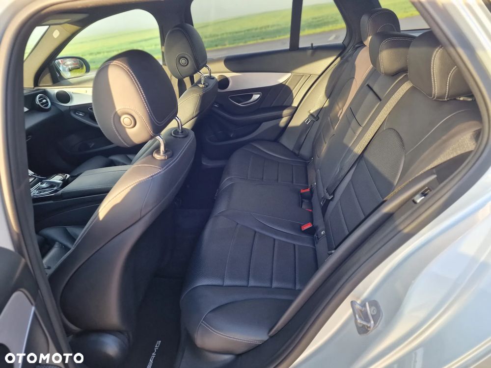 Mercedes-Benz Klasa C 220 d 4Matic 9G-TRONIC AMG Line - 20