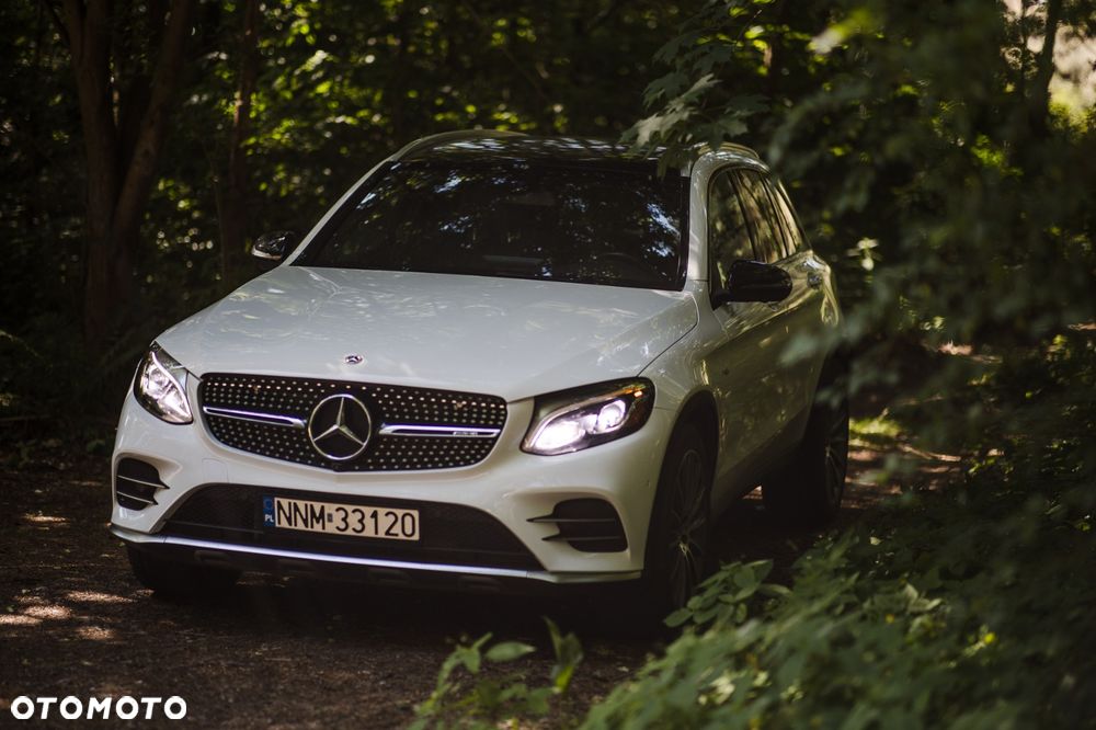 Mercedes-Benz GLC AMG 43 4Matic 9G-TRONIC - 25