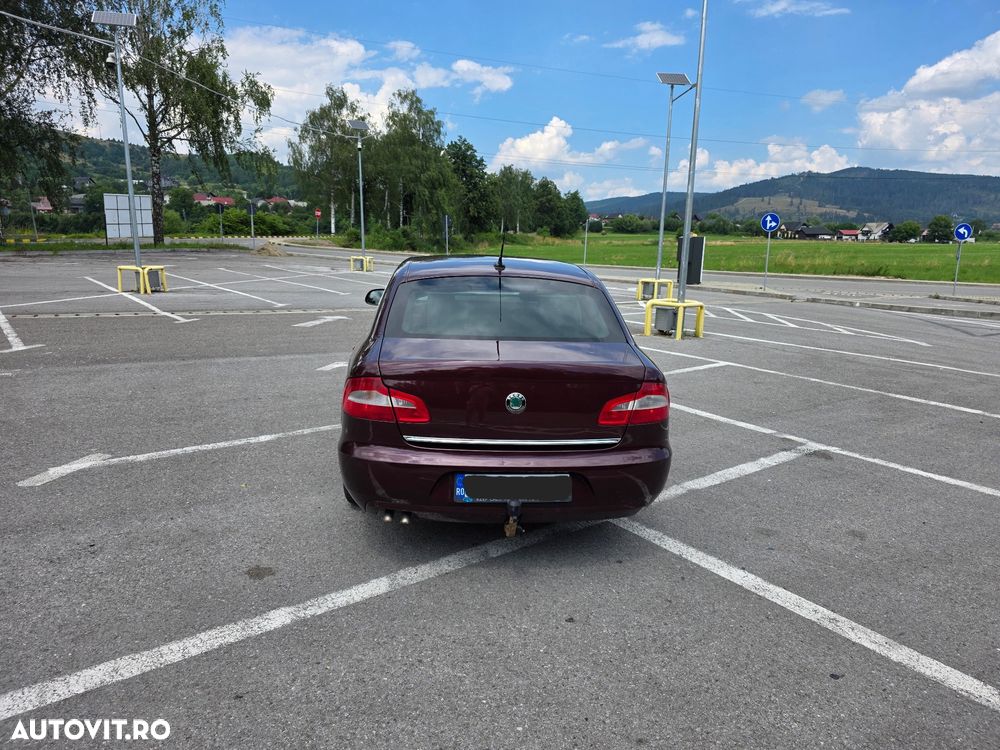 Skoda Superb 2.0 TDI Ambition DSG - 4