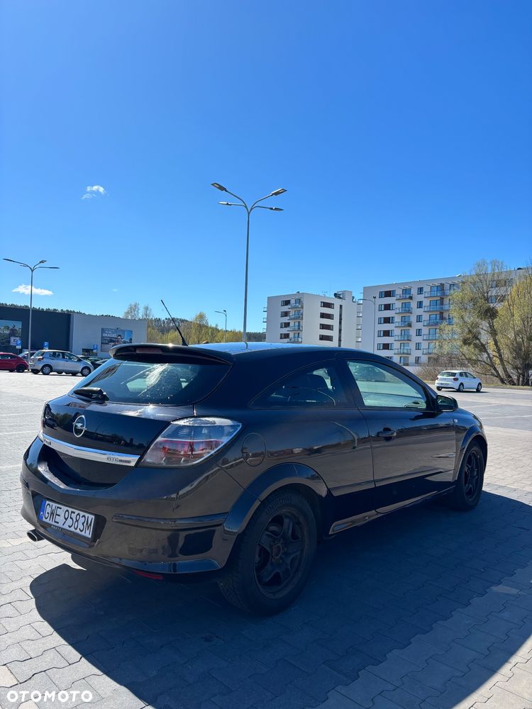Opel Astra 2.0 T Sport - 2