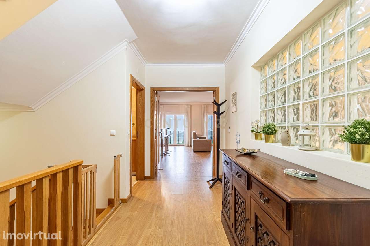 Moradia em Porto Salvo, Oeiras - Grande imagem: 2/42