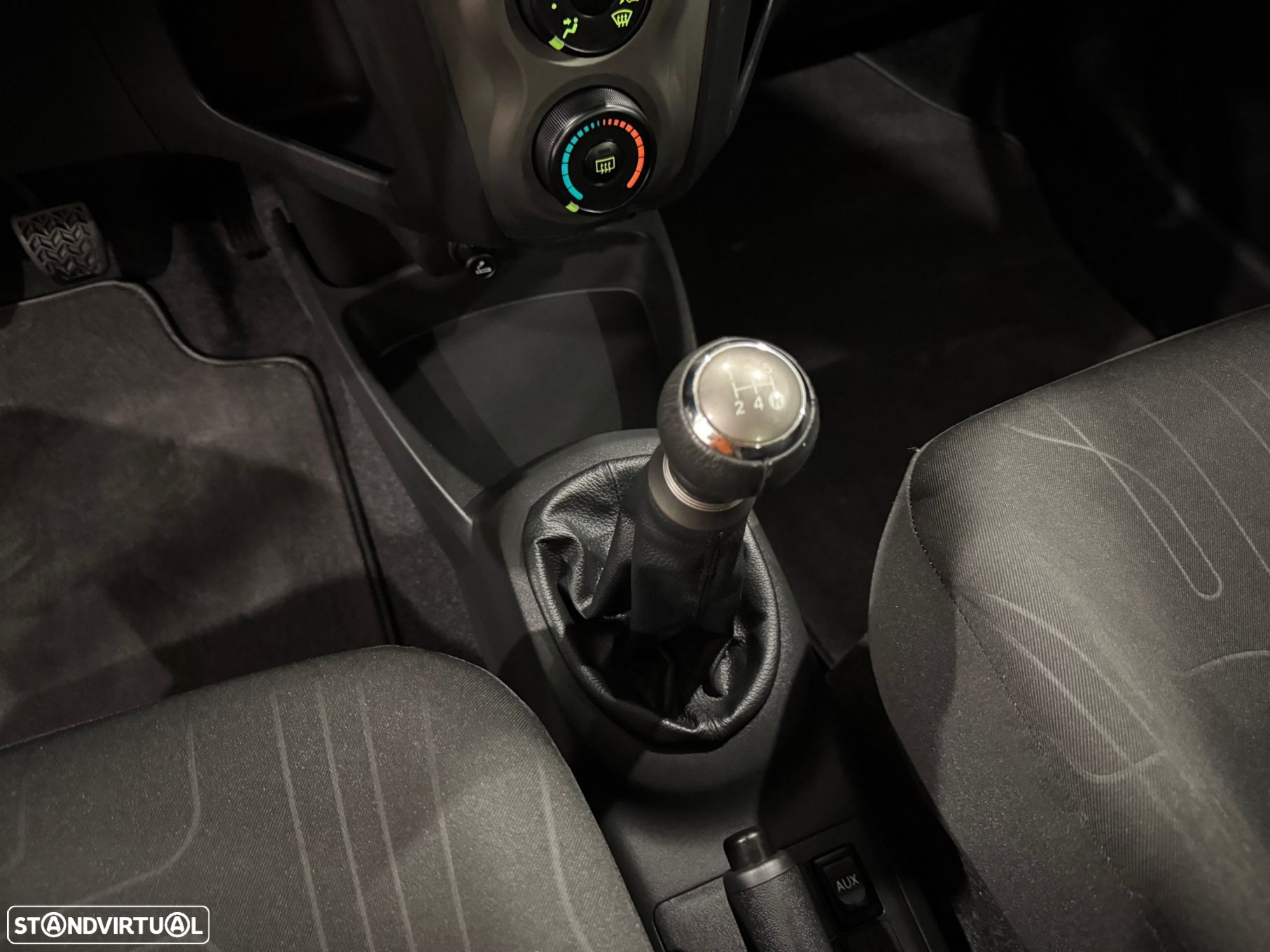 Toyota Yaris 1.0 VVT-i AC - 32