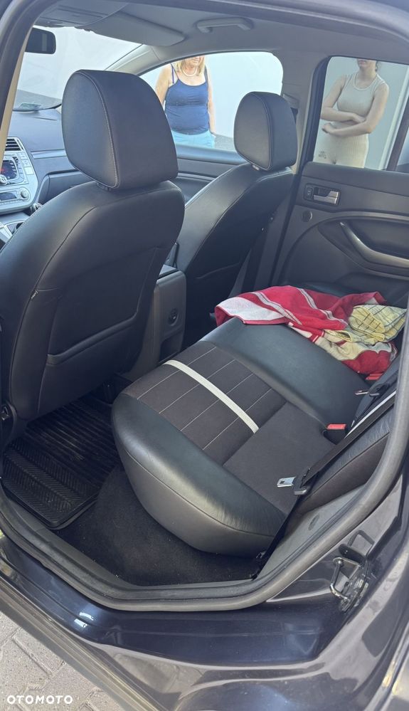 Ford Kuga 2.0 TDCi Titanium - 7