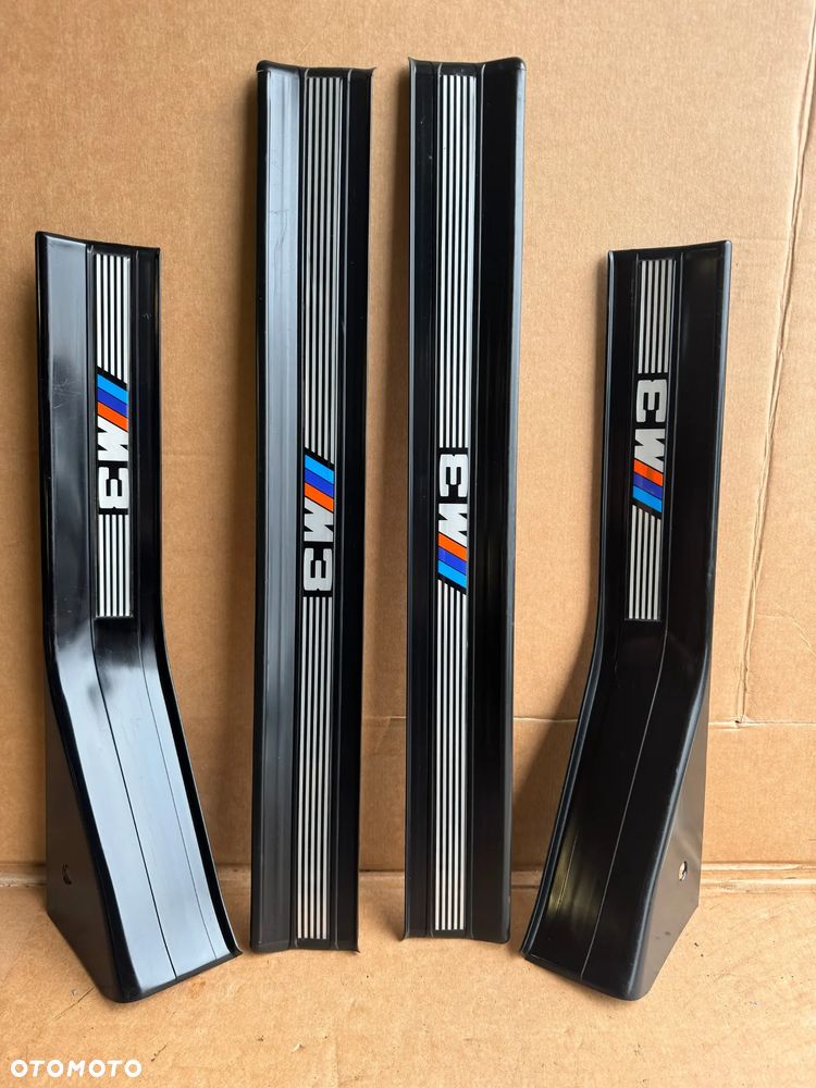Listwa listwy nakładki progowe lewa prawa przód tył komplet ORYGINAŁ M-PAKIET BMW M3 E36 Sedan - 2