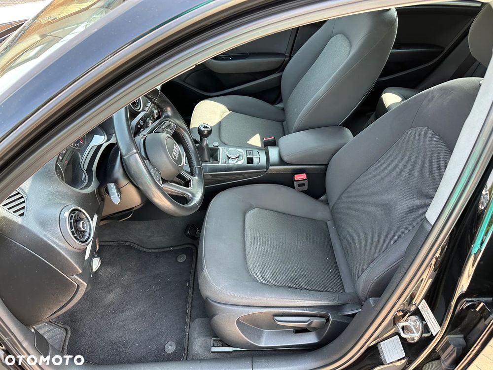 Audi A3 Sportback - 19